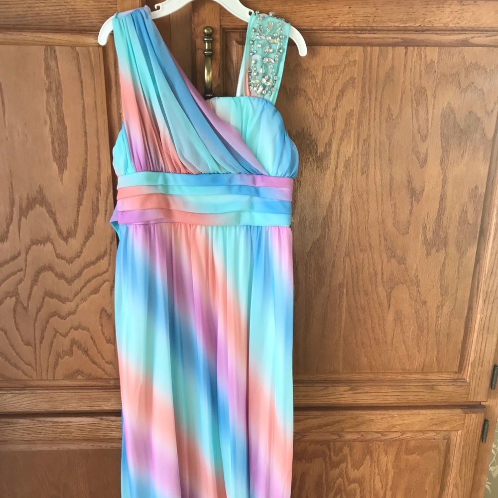 Size 8 Girls Formal Dress